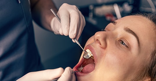 yaletown, vancouver cdcp tooth extraction
