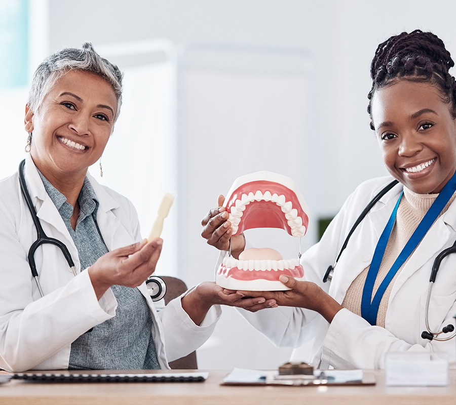 Dentures in Vancouver | Complete & Partial Dentures Near You in Yaletown ✅ Dentures in Vancouver | Complete & Partial Dentures Near You in Yaletown ✅