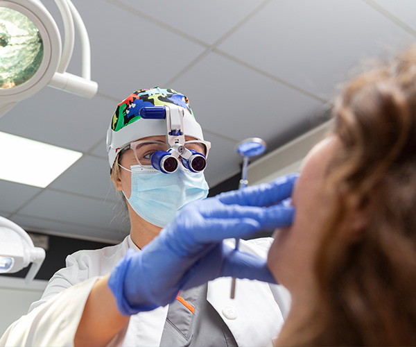 Root Canal Treatment & Endodontic Specialists in Yaletown, Vancouver ✅